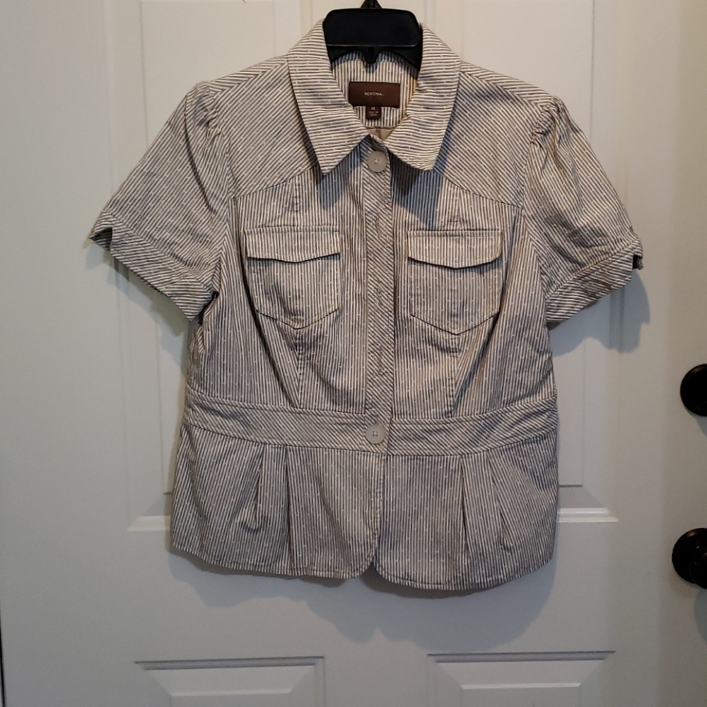 Pemplum short sleeve jadket